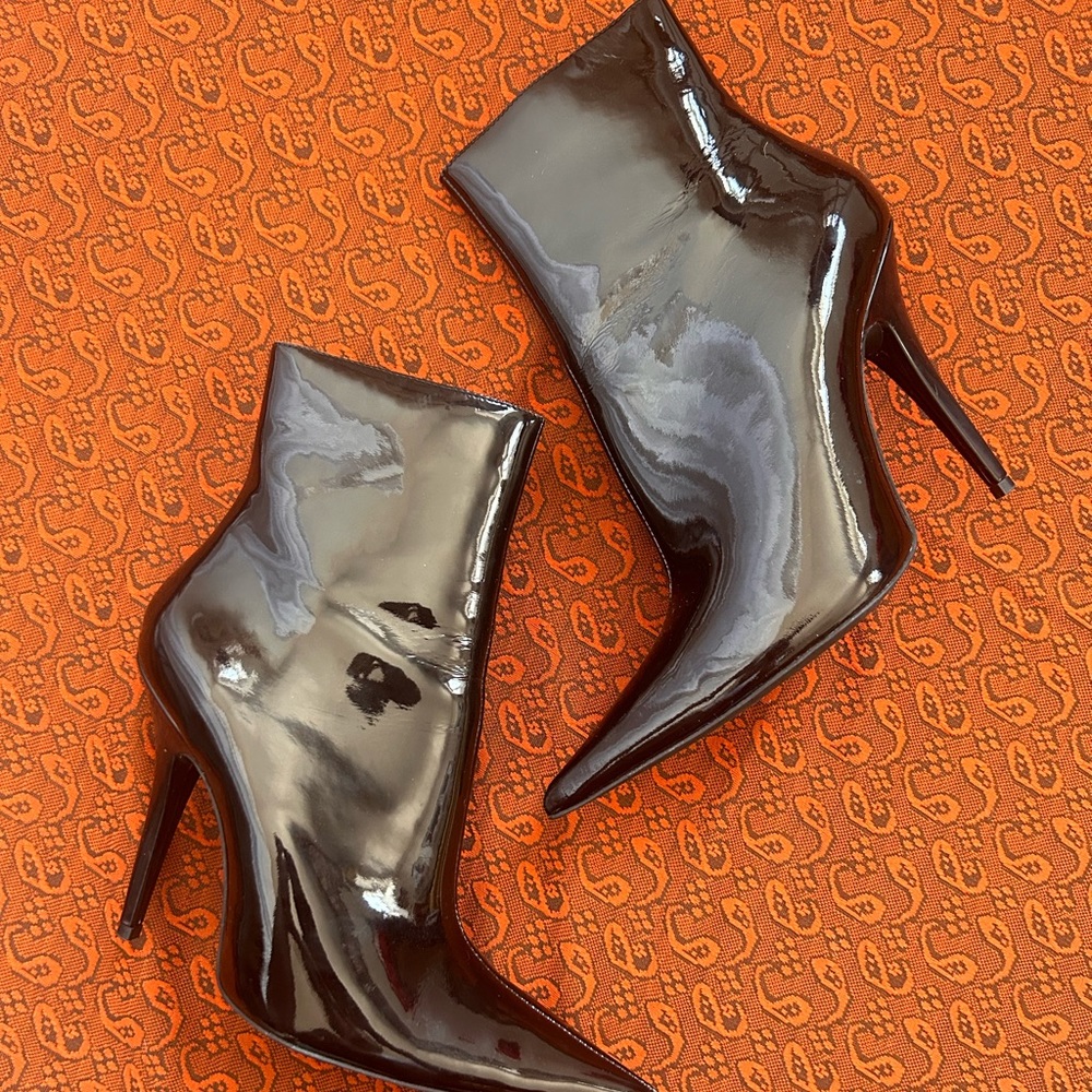 Jeffrey Campbell Black Patent Pointed Toe Stiletto Ankle Boots